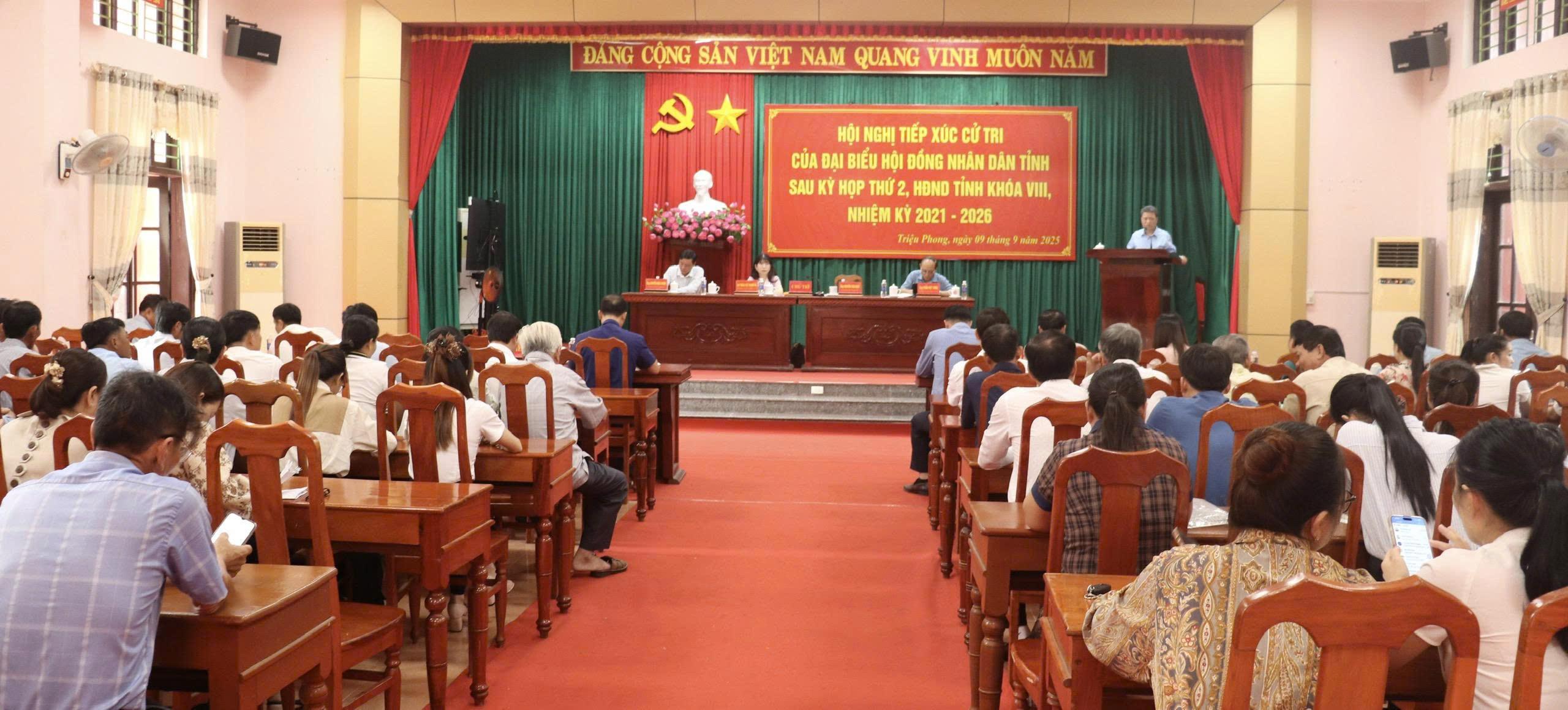 Đại biểu HĐND tỉnh Quảng Trị tiếp xúc cử tri tại xã Triệu Phong