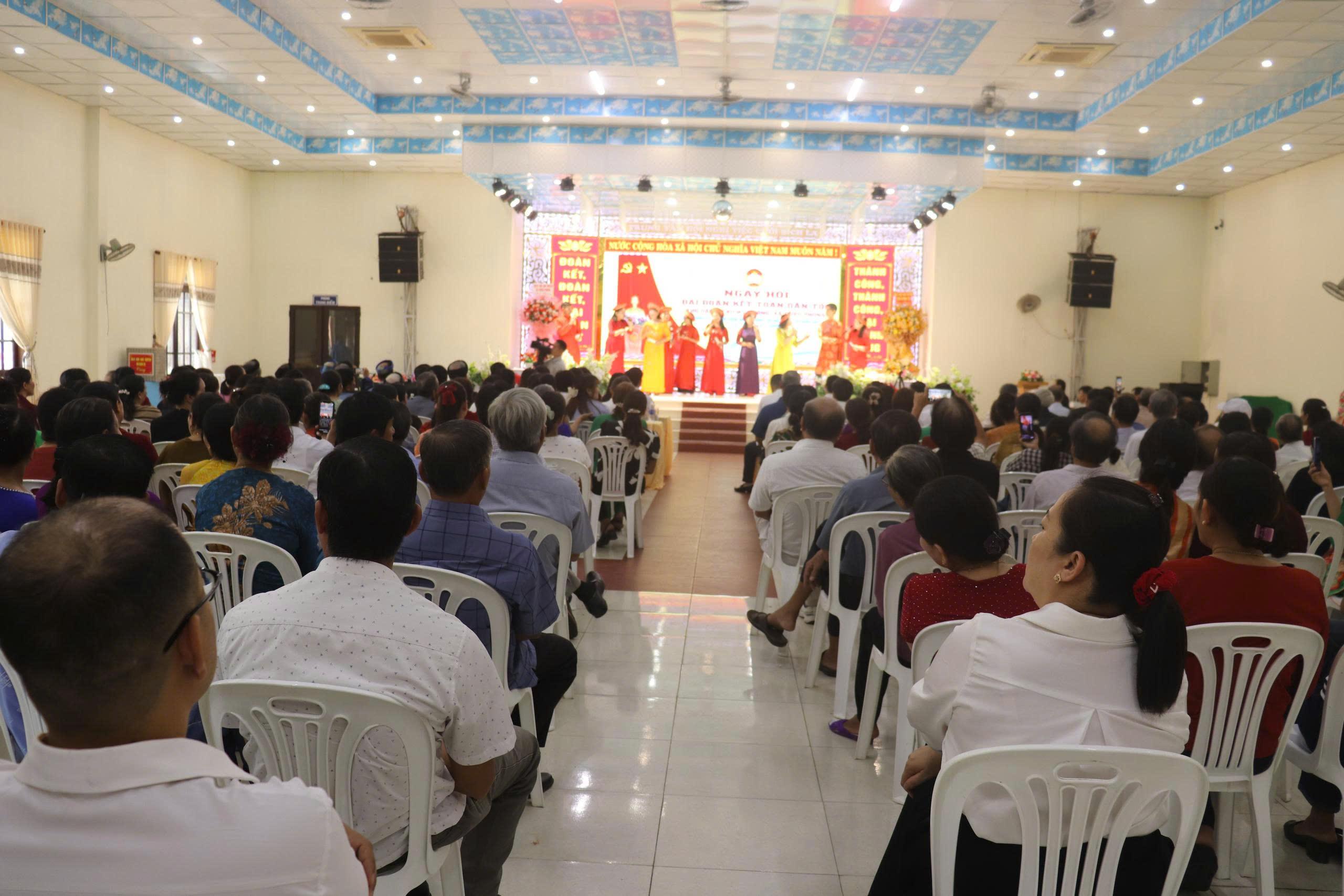 Toàn cảnh lễ phát động