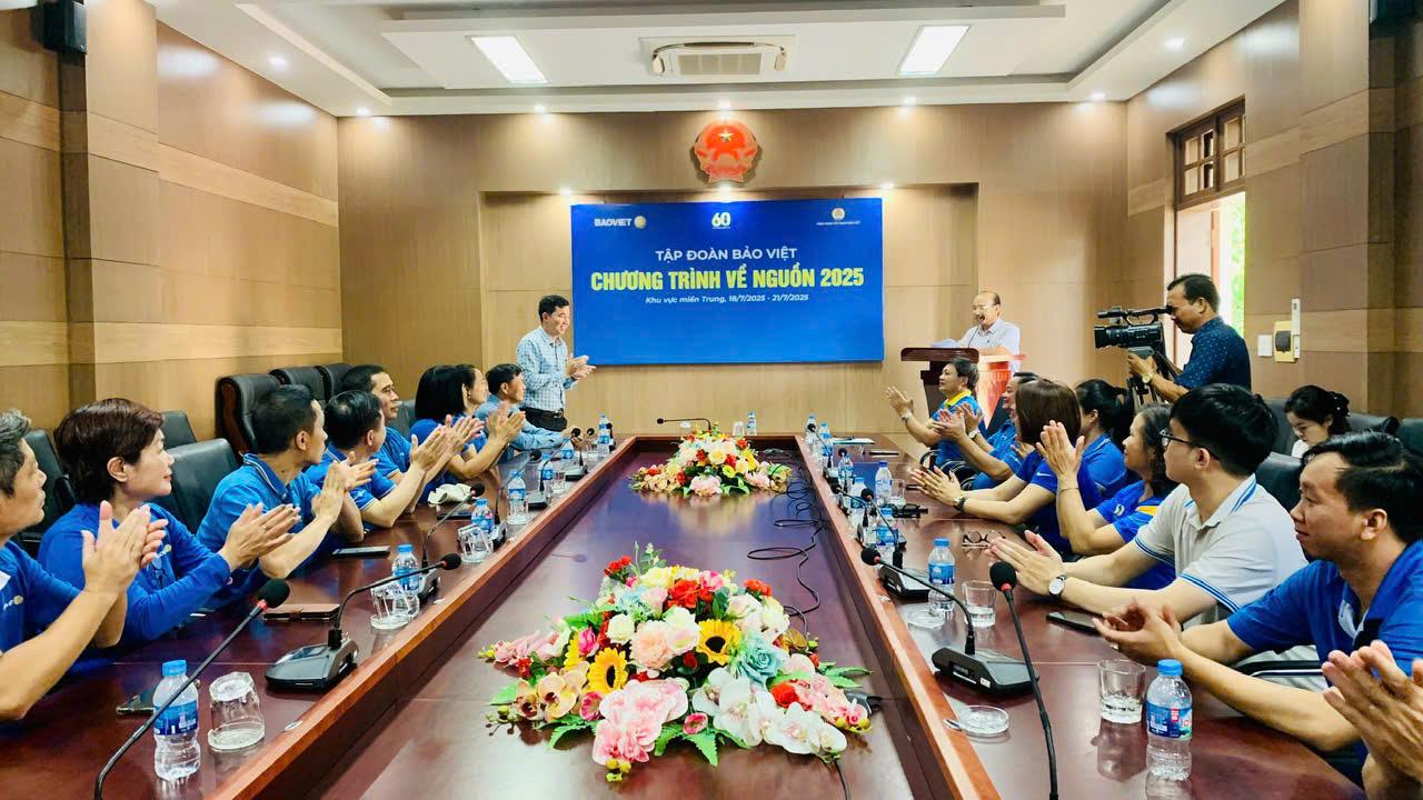 Toàn cảnh lễ phát động