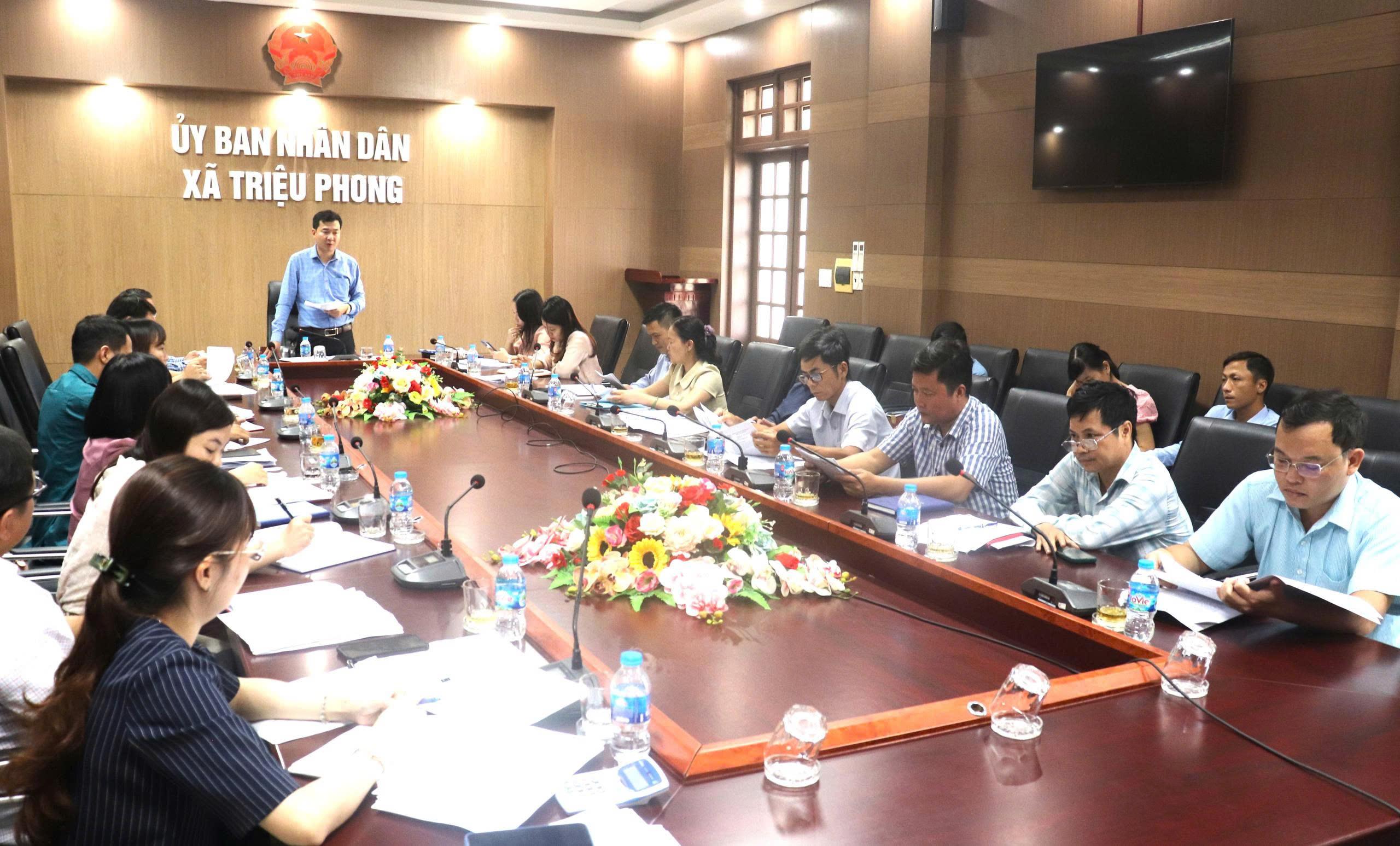 UBND xã Triệu Phong tổ chức Hội nghị lấy ý kiến thông qua một số nội dung nhiệm vụ quan trọng