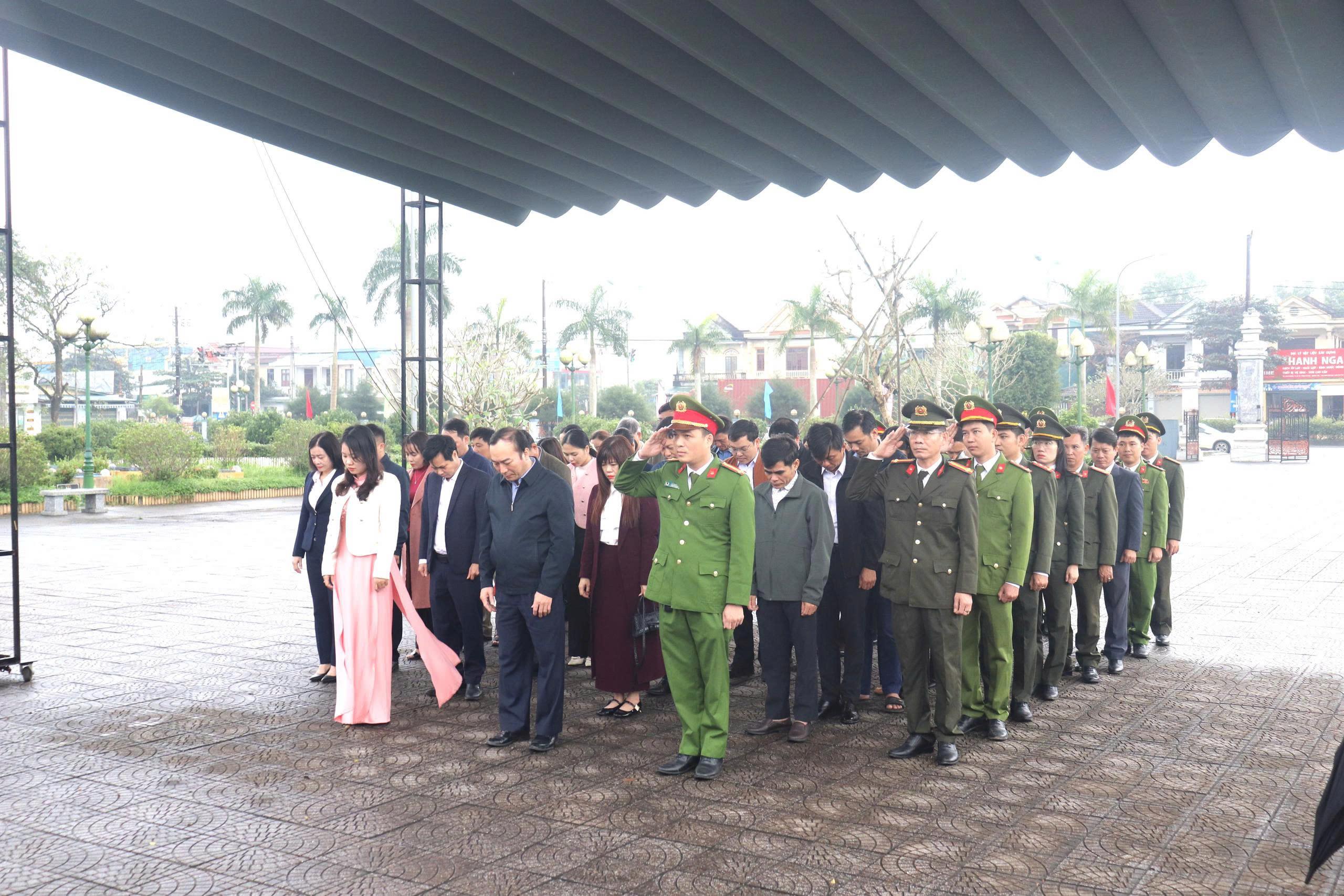 Toàn cảnh lễ phát động