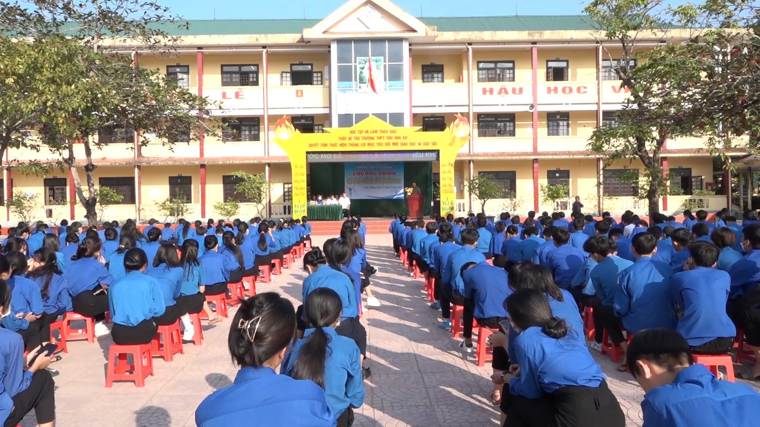 Toàn cảnh lễ phát động