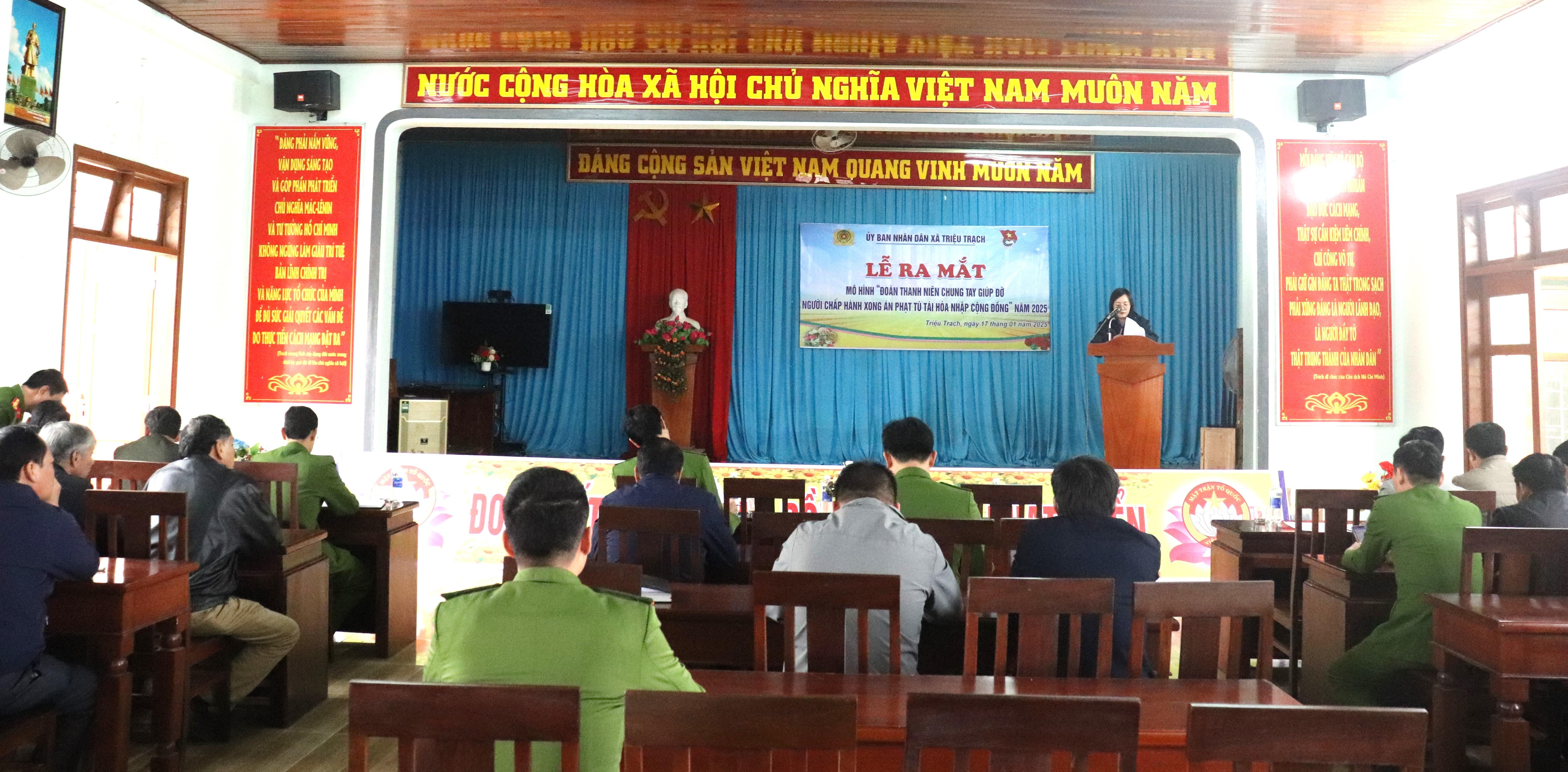 Toàn cảnh lễ phát động