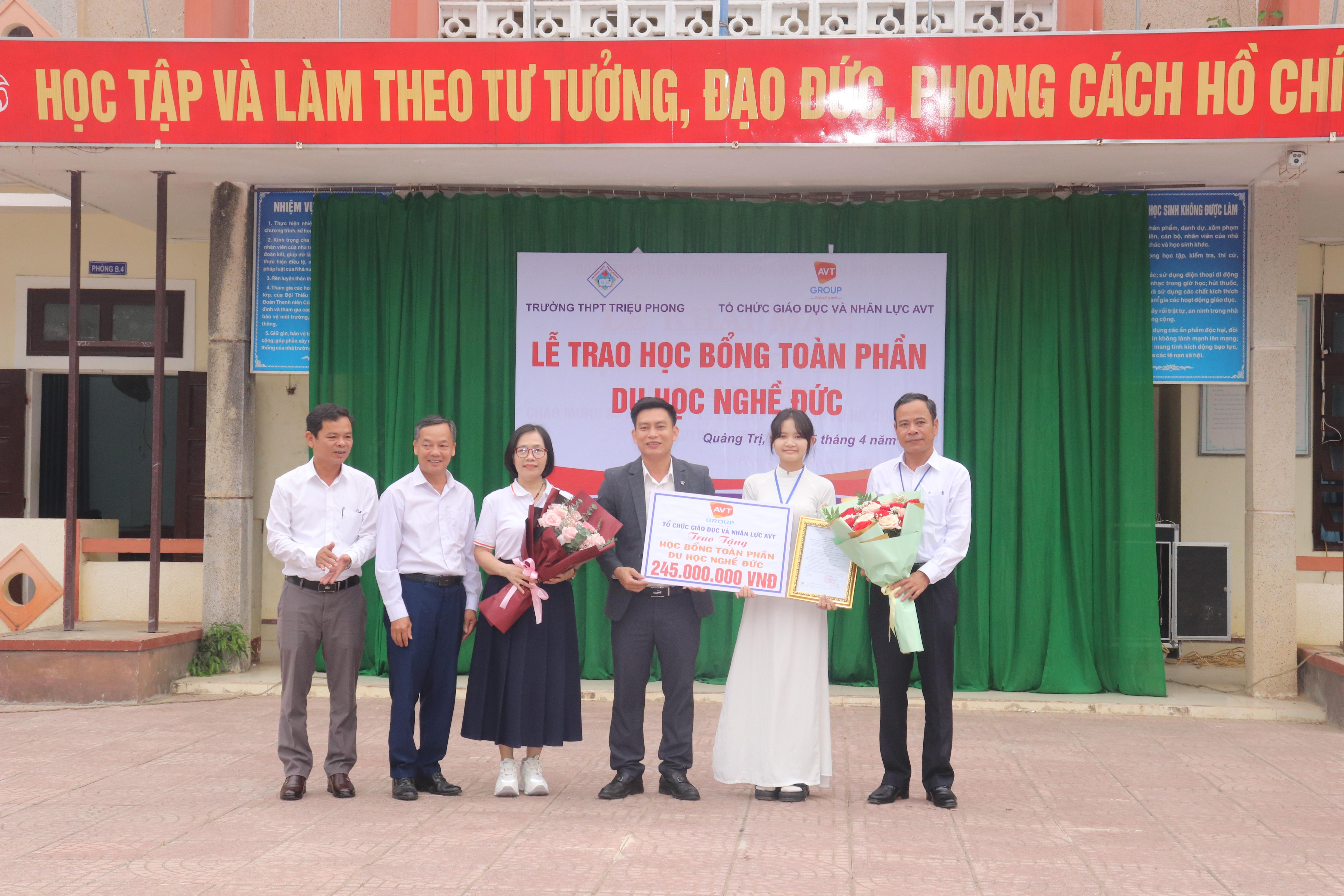 Toàn cảnh lễ phát động