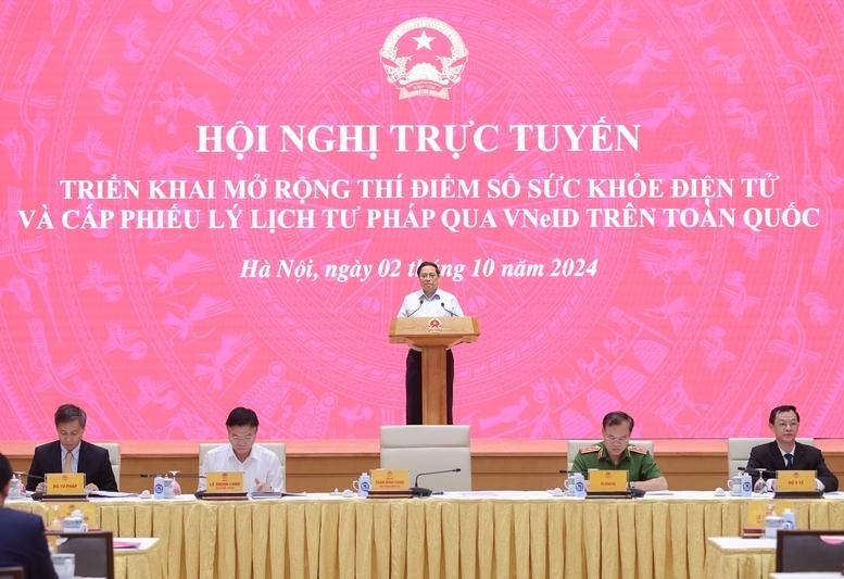 Triển khai Sổ sức khoẻ điện tử và cấp Phiếu lý lịch tư pháp trên ứng dụng VneID