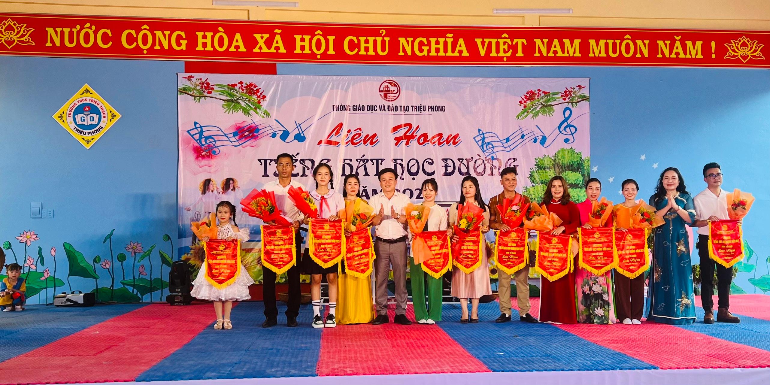 Toàn cảnh lễ phát động