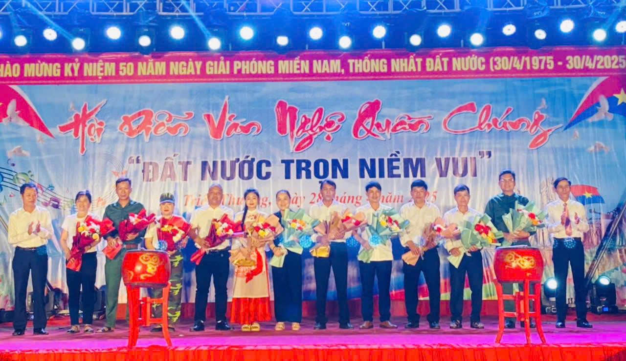 Toàn cảnh lễ phát động