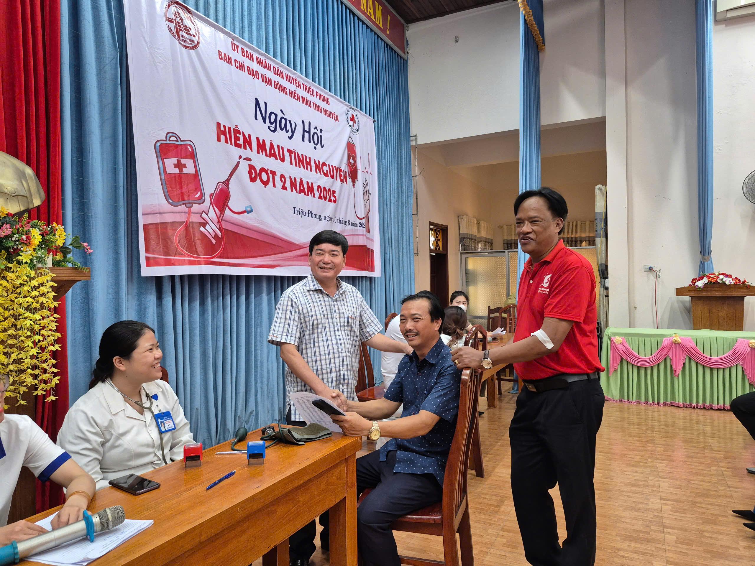 Toàn cảnh lễ phát động